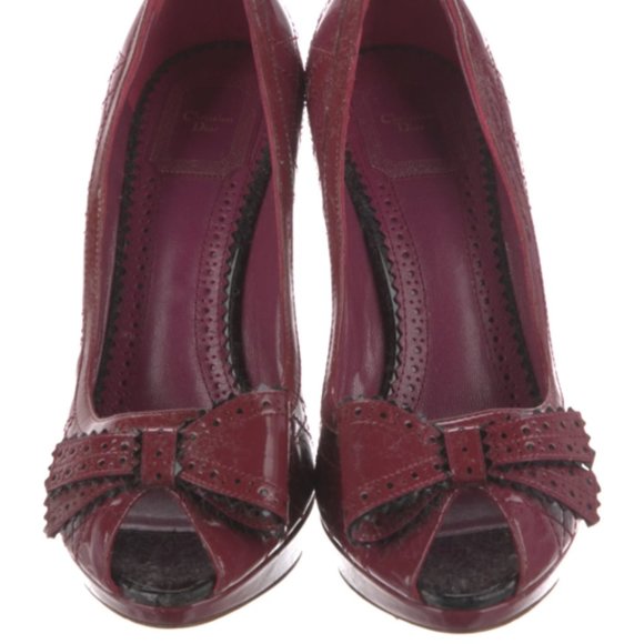 CHRISTIAN DIOR Cannage Pattern Patent Leather Pumps sz IT39 - Picture 2 of 5